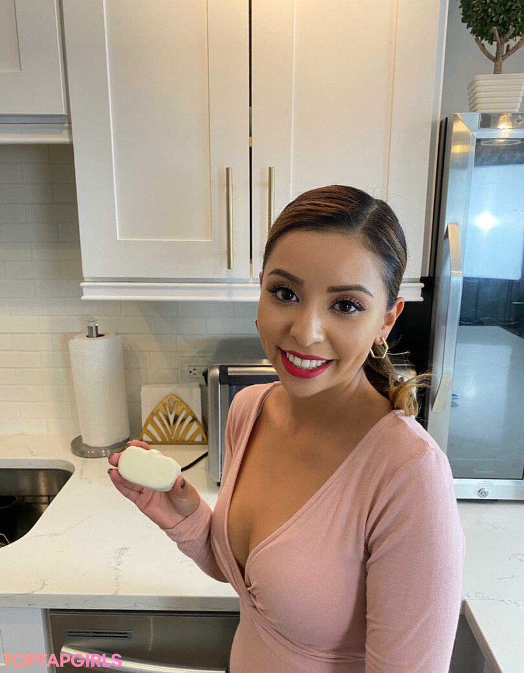 Photo nue de fuite OnlyFans de Irisinthekitchen #26 Photo nue de fuite OnlyFans de Irisinthekitchen #26