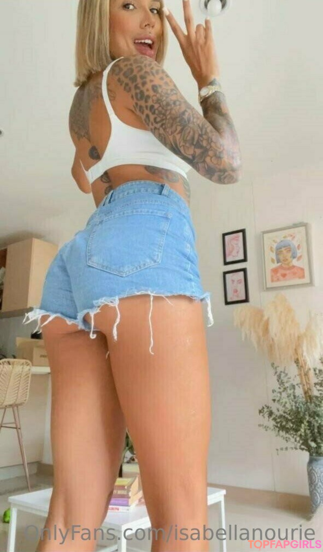 Photo nue de fuite OnlyFans de Isabellanourie #30 Photo nue de fuite OnlyFans de Isabellanourie #30