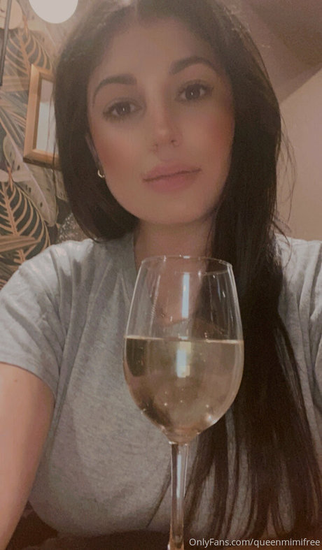 Queenmimifree