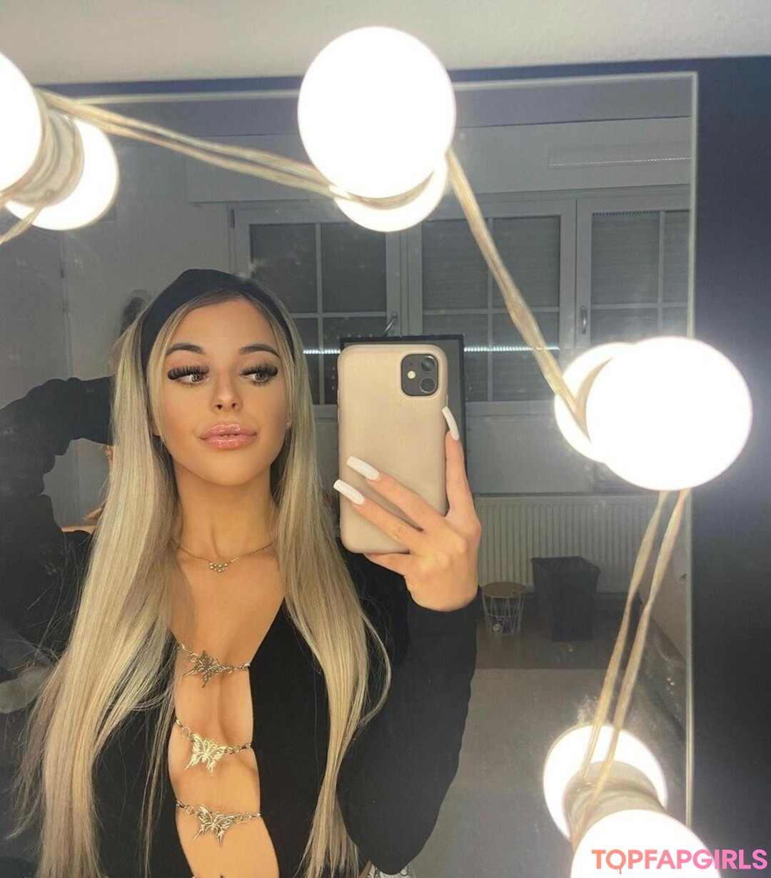 Photo nue de fuite OnlyFans de Ellenofficial #20 Photo nue de fuite OnlyFans de Ellenofficial #20