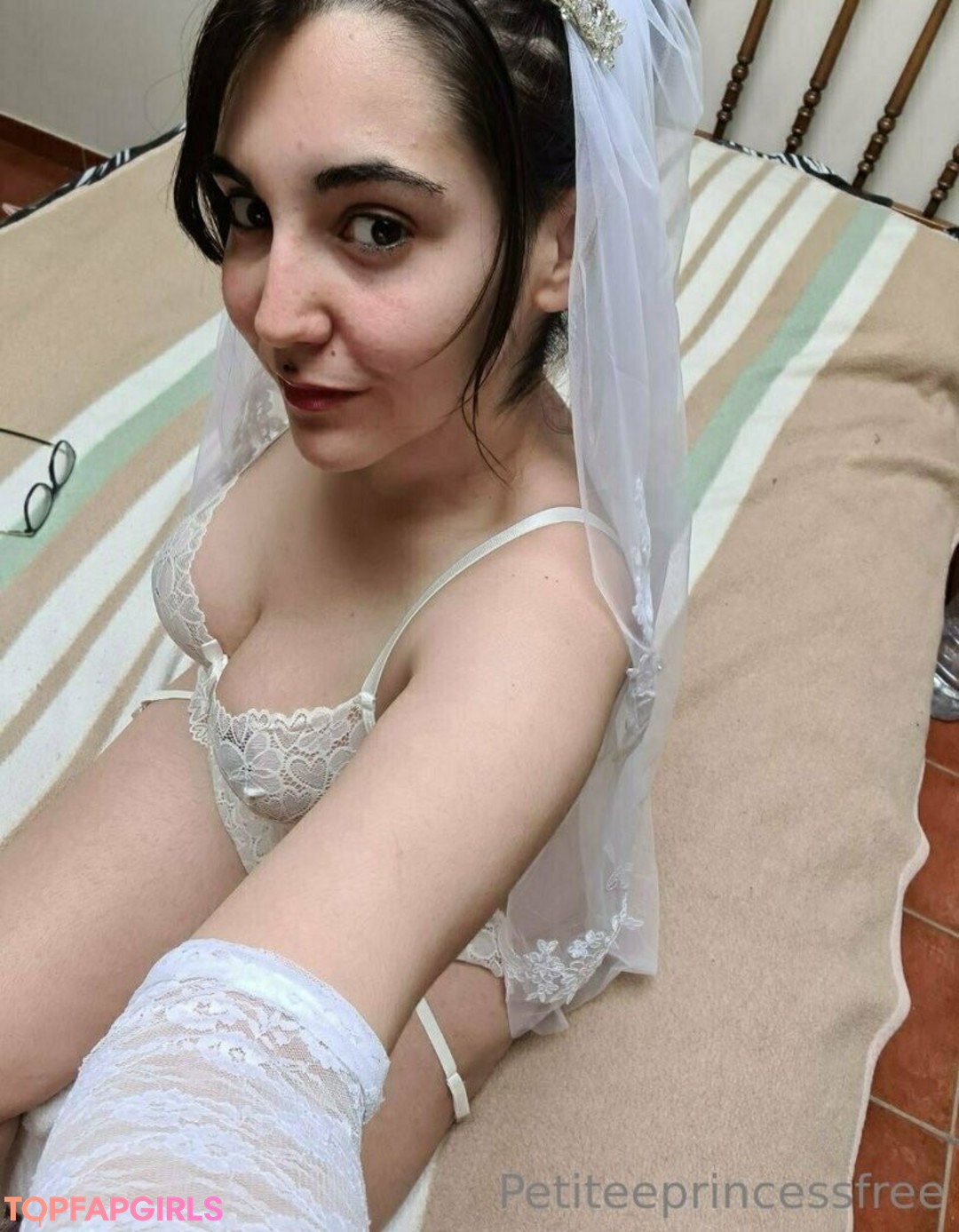 Photo nue de fuite OnlyFans de Petiteeprincessfree #198 Photo nue de fuite OnlyFans de Petiteeprincessfree #198