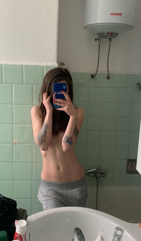 Photo nue de fuite OnlyFans de Weronikaaria