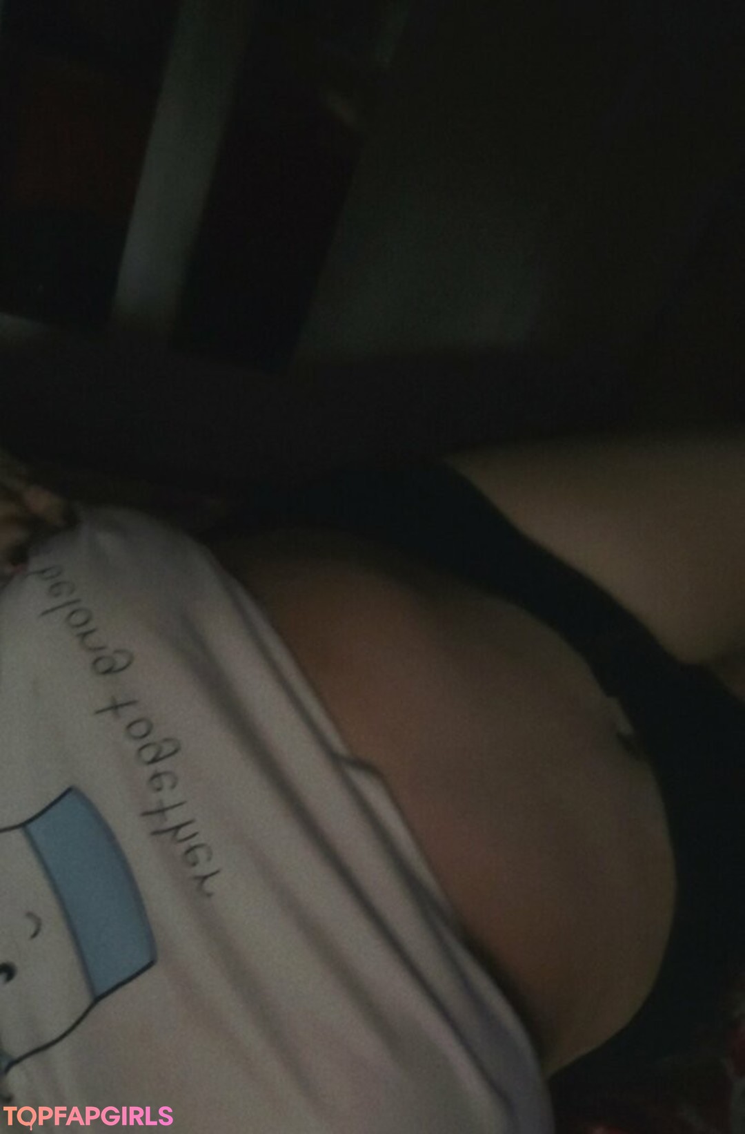 Photo nue de fuite OnlyFans de Vampirinha666 #3 Photo nue de fuite OnlyFans de Vampirinha666 #3