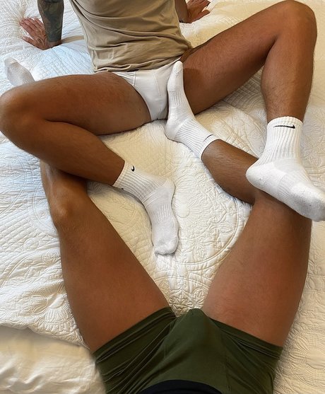 Photo nue de fuite OnlyFans de Gay Soton Couple
