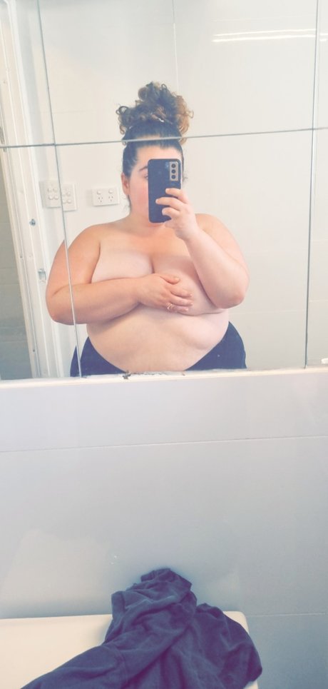 Photo nue de fuite OnlyFans de Chonky Goddess 