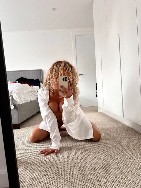 Photo nue de fuite OnlyFans de Valentina 