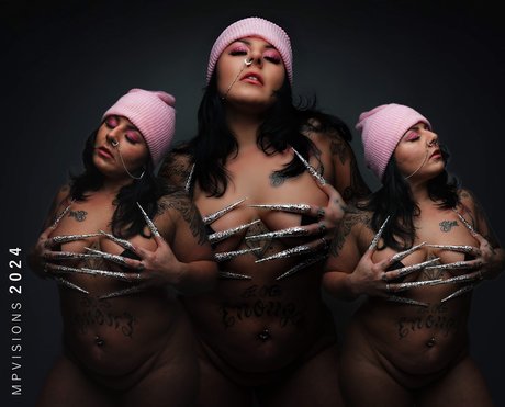 Photo nue de fuite OnlyFans de Nikkibunz
