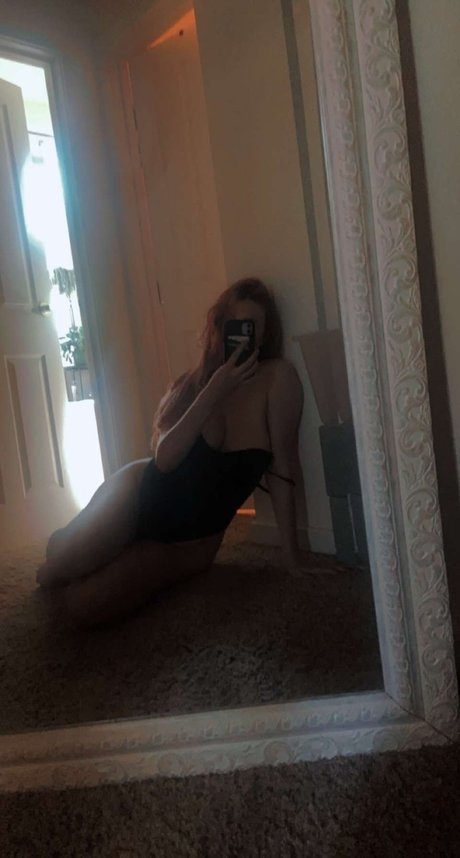 Photo nue de fuite OnlyFans de Aurora Celeste