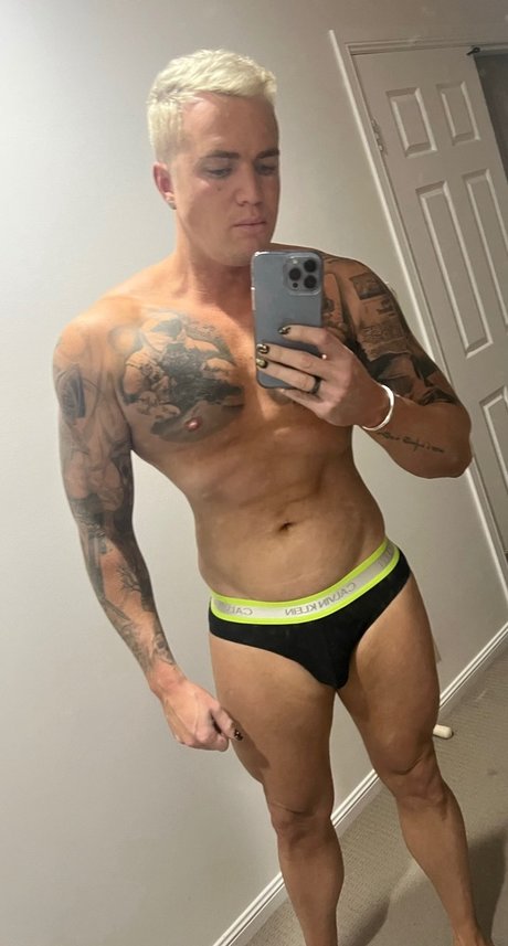Photo nue de fuite OnlyFans de Aussie Troy
