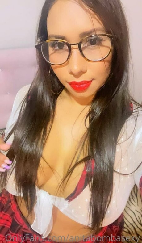 Photo nue de fuite OnlyFans de Anitabombasexy