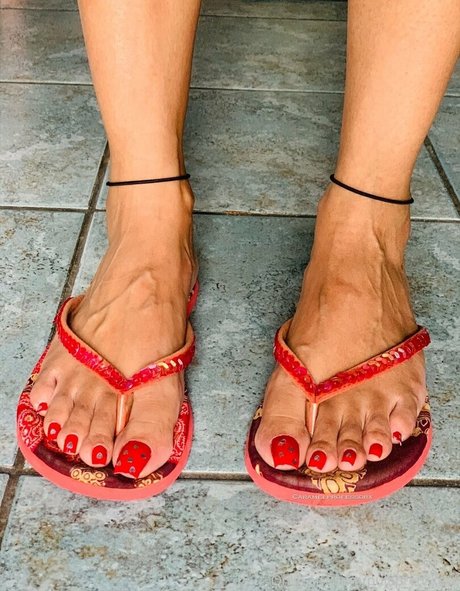 Photo nue de fuite OnlyFans de Pujaprettyfeet