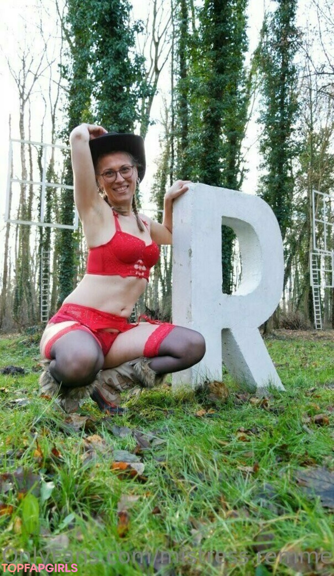 Photo nue de fuite OnlyFans de Mistressremmel #17 Photo nue de fuite OnlyFans de Mistressremmel #17