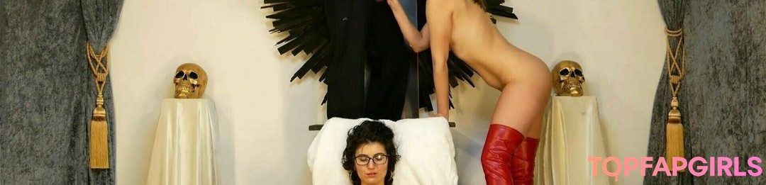 Photo nue de fuite OnlyFans de Mistressremmel #99 Photo nue de fuite OnlyFans de Mistressremmel #99