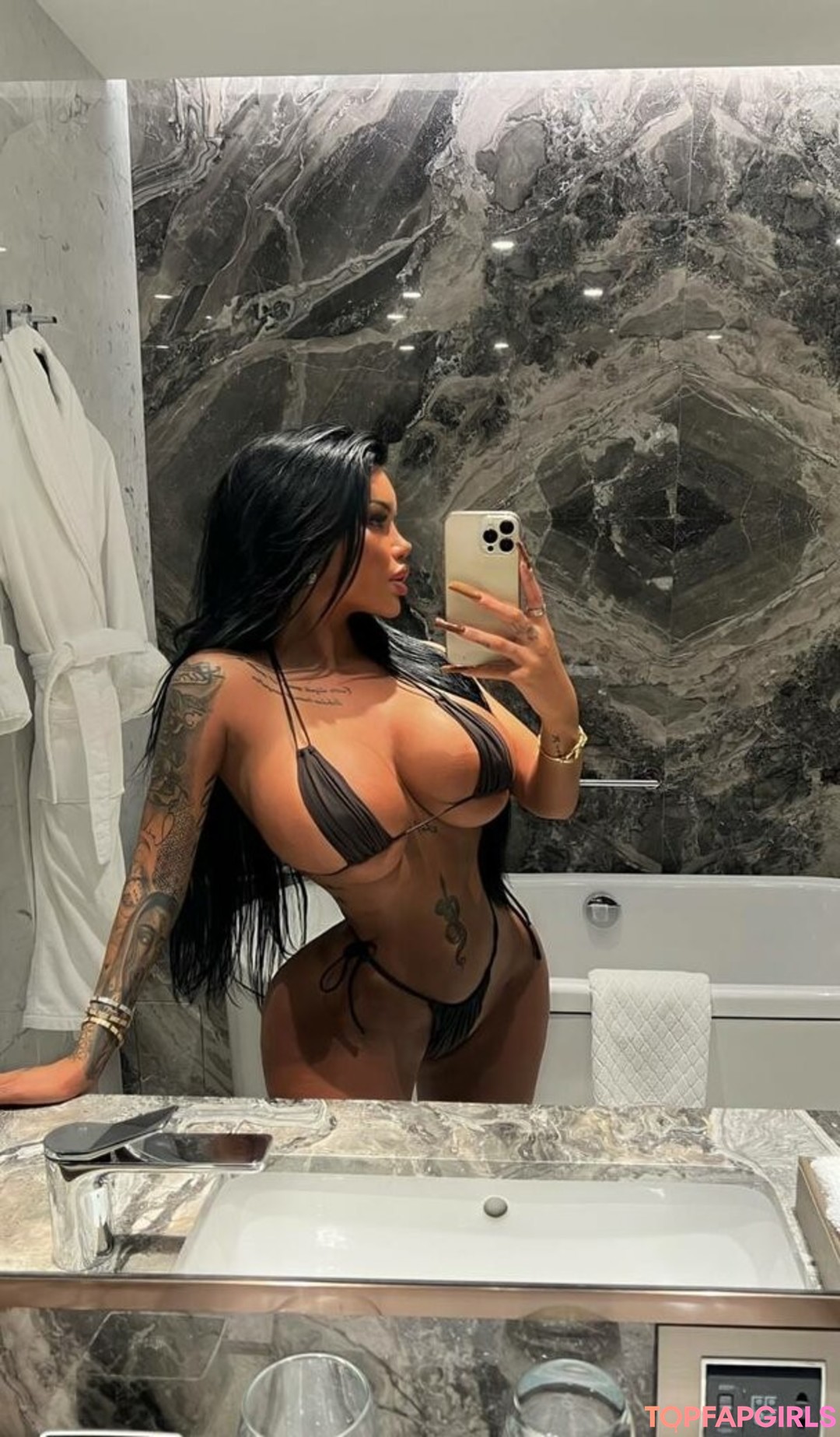 Photo nue de fuite OnlyFans de Enise Sude #20 Photo nue de fuite OnlyFans de Enise Sude #20