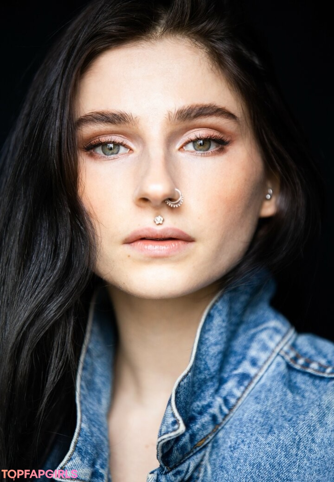 Photo nue de fuite OnlyFans de Noemie Doragon #3 Photo nue de fuite OnlyFans de Noemie Doragon #3