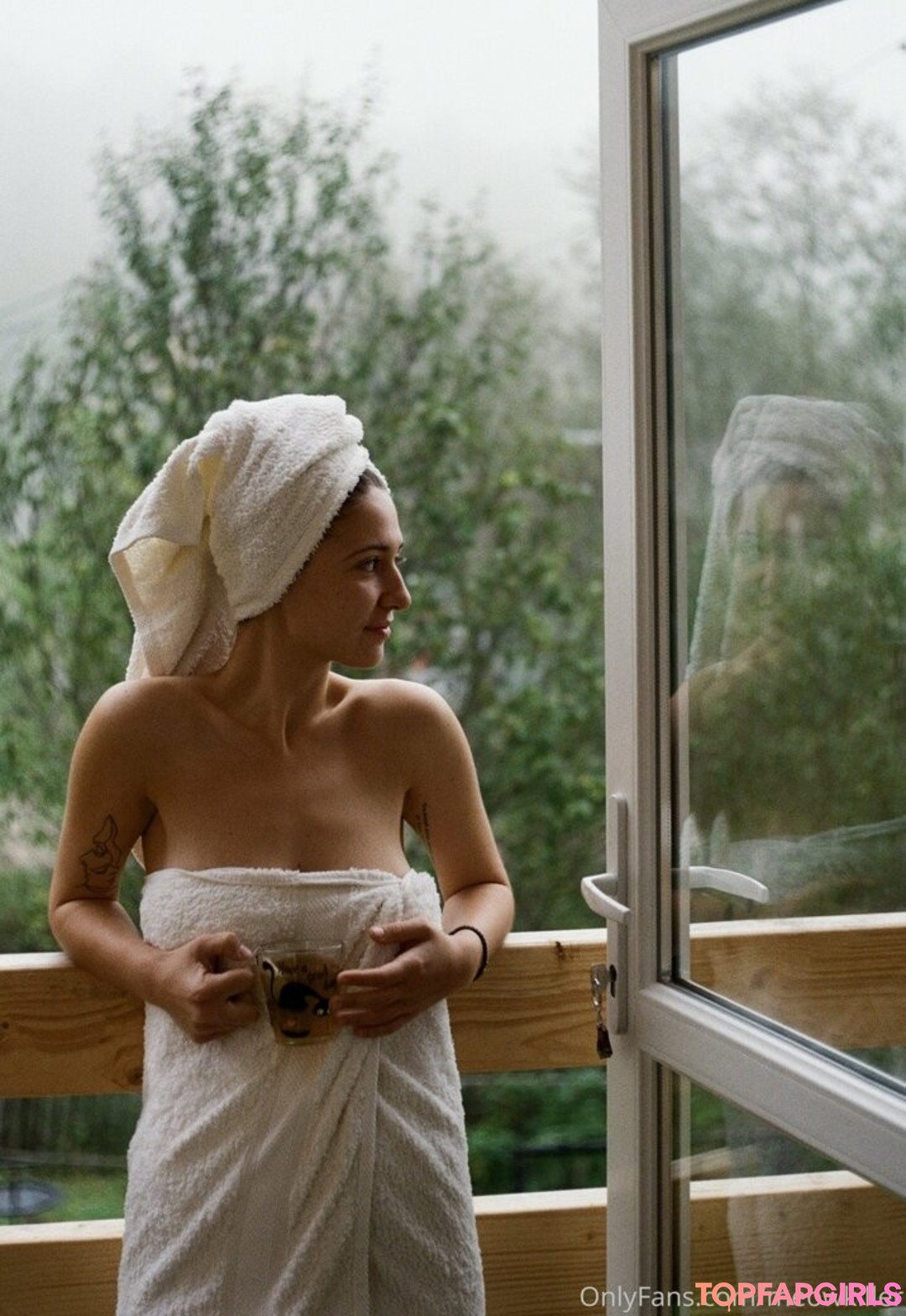 Photo nue de fuite OnlyFans de Agentgirl20 #18 Photo nue de fuite OnlyFans de Agentgirl20 #18