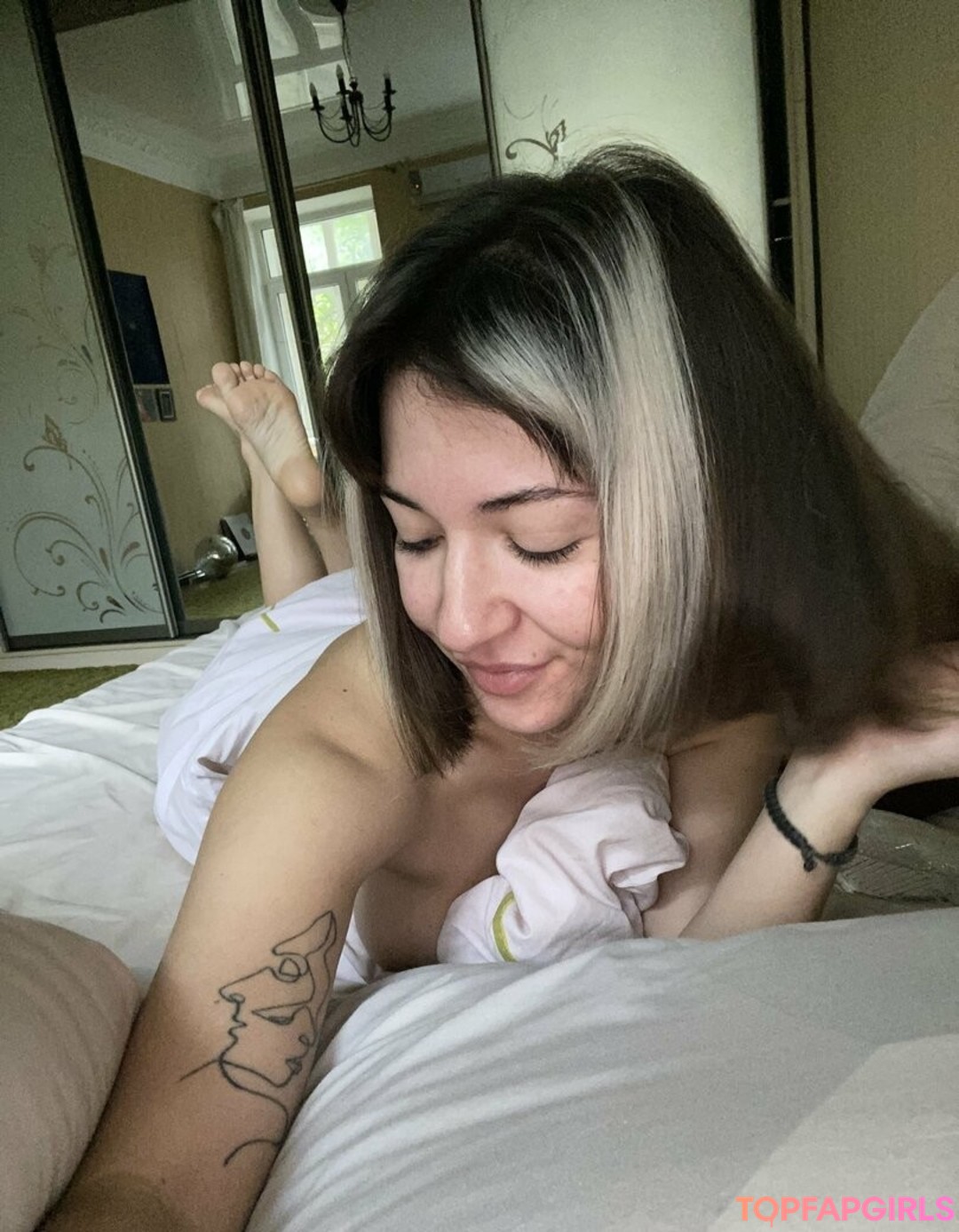 Photo nue de fuite OnlyFans de Agentgirl20 #25 Photo nue de fuite OnlyFans de Agentgirl20 #25