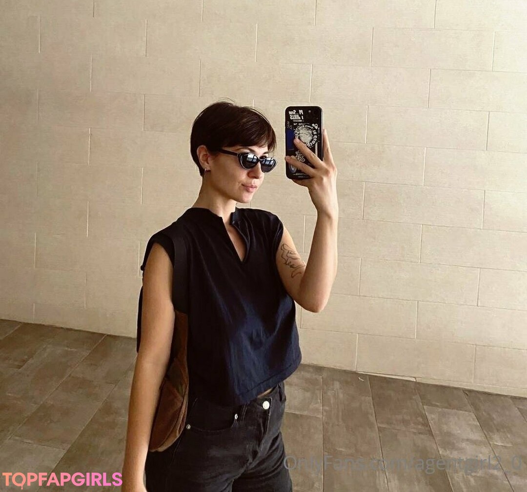 Photo nue de fuite OnlyFans de Agentgirl20 #57 Photo nue de fuite OnlyFans de Agentgirl20 #57