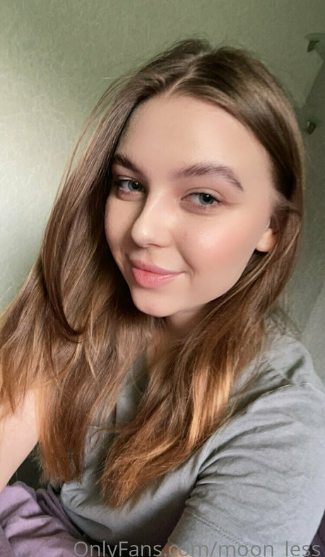 Moon_less