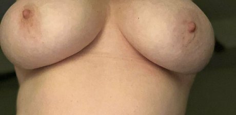 Photo nue de fuite OnlyFans de Naturalgurl