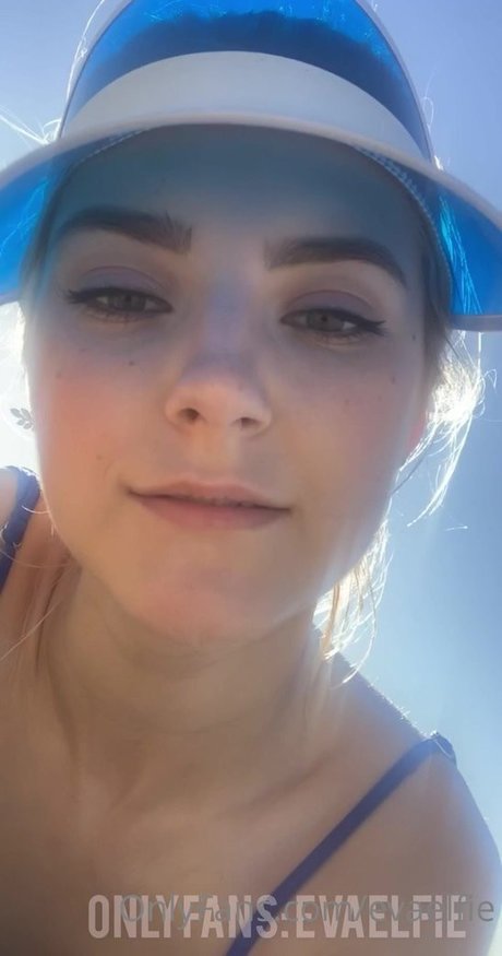 EvaElfie