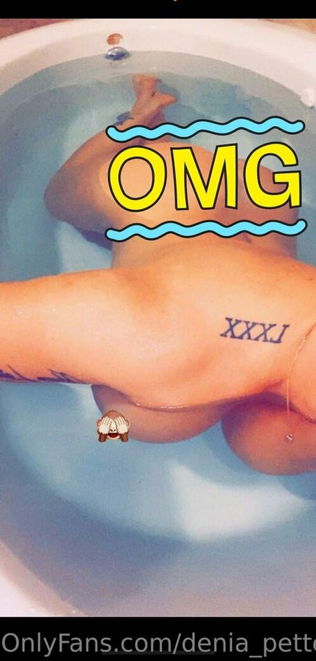 Photo nue de fuite OnlyFans de Deniapettessen
