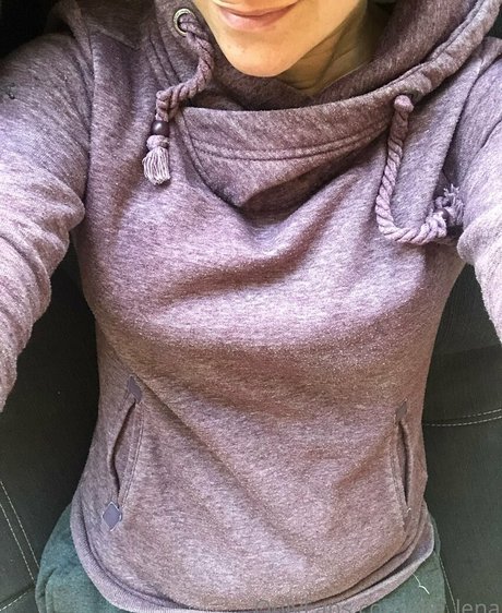 Photo nue de fuite OnlyFans de Dielena