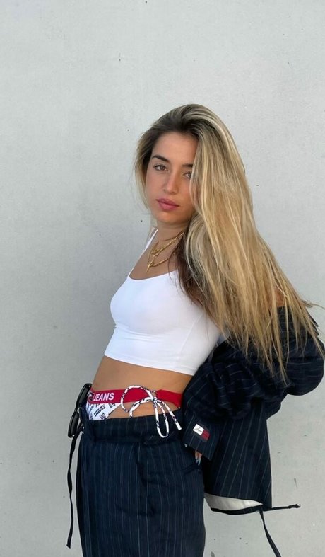 Lola Indigo