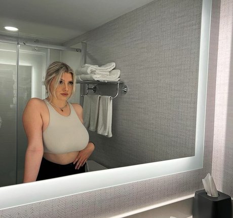 Anabel Kloe Lamarche