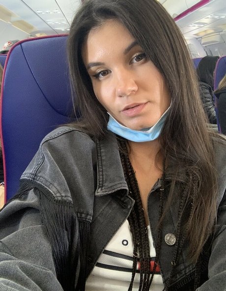 Nicolefreee