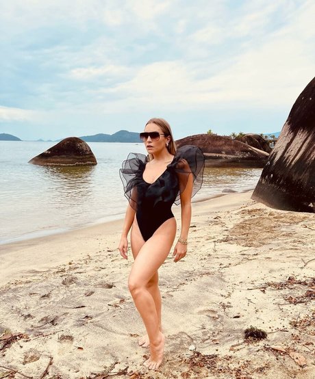 Photo nue de fuite OnlyFans de Carla Diaz