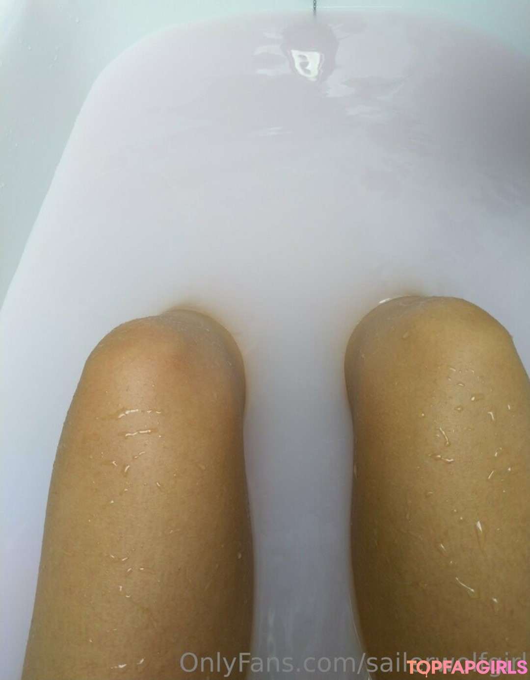 Photo nue de fuite OnlyFans de Sailerwolfgirl #74 Photo nue de fuite OnlyFans de Sailerwolfgirl #74