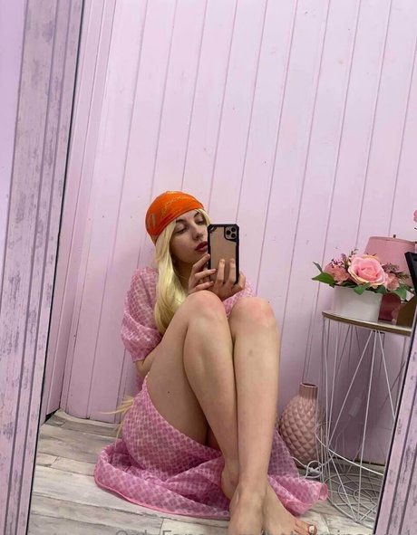 Kira_kitsune