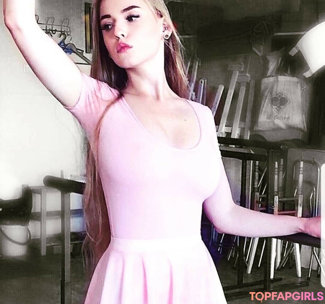 Photo nue de fuite OnlyFans de Oksana Neveselaya #62 Photo nue de fuite OnlyFans de Oksana Neveselaya #62