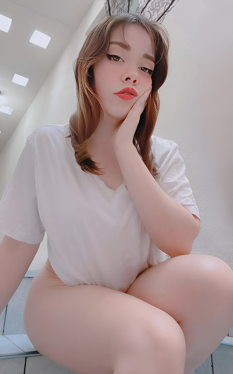 Photo nue de fuite OnlyFans de Frbuni
