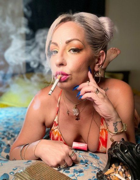 Miss-hazel80