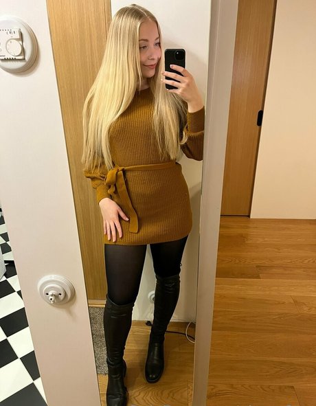 Alora_free
