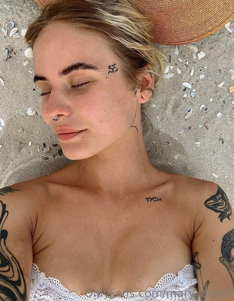 Photo nue de fuite OnlyFans de Delieva