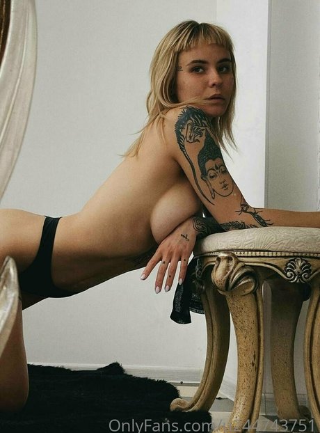 Photo nue de fuite OnlyFans de Delieva