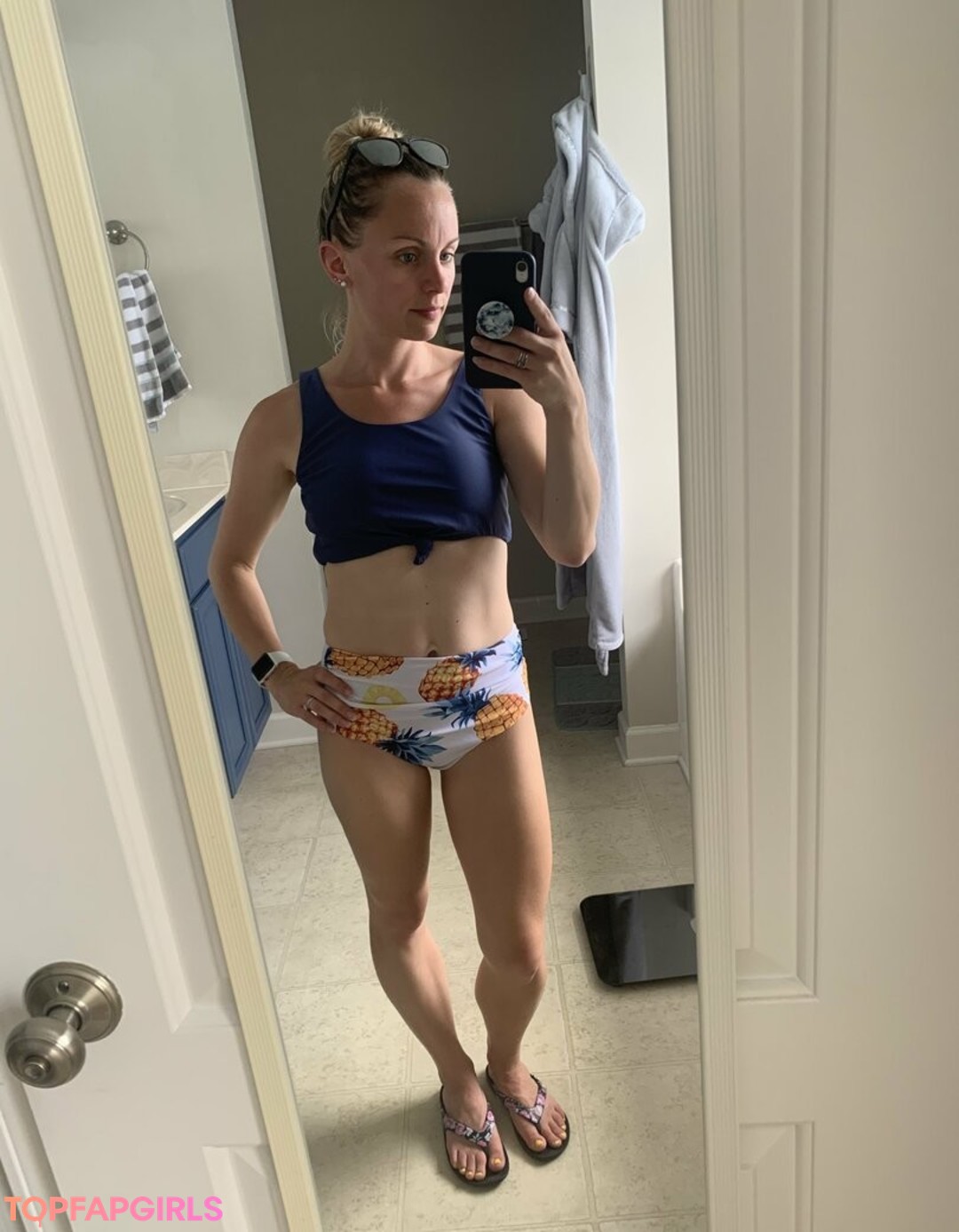 Photo nue de fuite OnlyFans de Littlewaistinyourface #55 Photo nue de fuite OnlyFans de Littlewaistinyourface #55