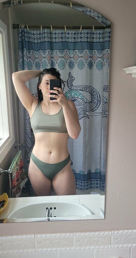 Curvyjasssy