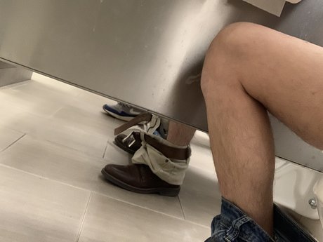 Photo nue de fuite OnlyFans de Public Me