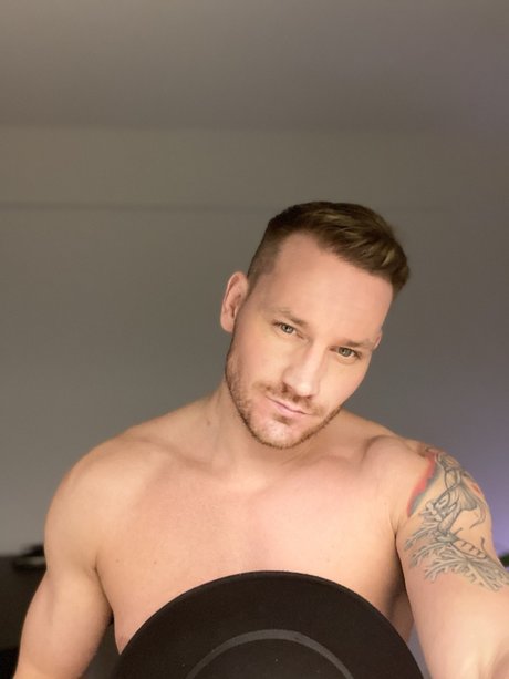 Photo nue de fuite OnlyFans de Nordic Man