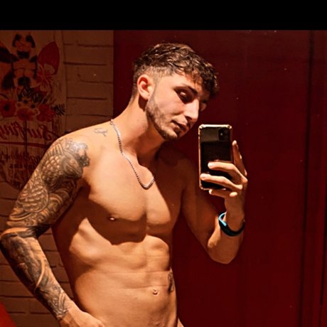 Photo nue de fuite OnlyFans de Paulo Bangkok