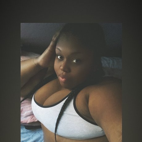Photo nue de fuite OnlyFans de Pierced Princess
