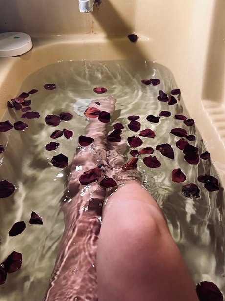 Photo nue de fuite OnlyFans de Rose