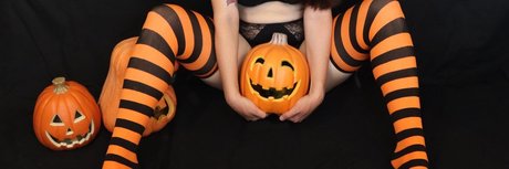 Photo nue de fuite OnlyFans de Cherry Charming