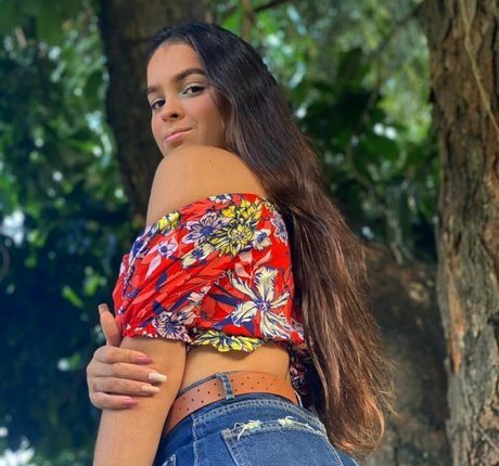 Izabelly Linhares