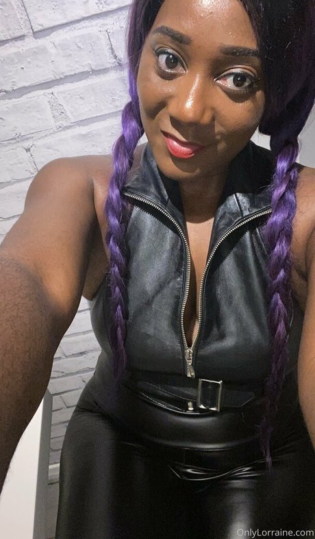 Photo nue de fuite OnlyFans de Mslorraineldn