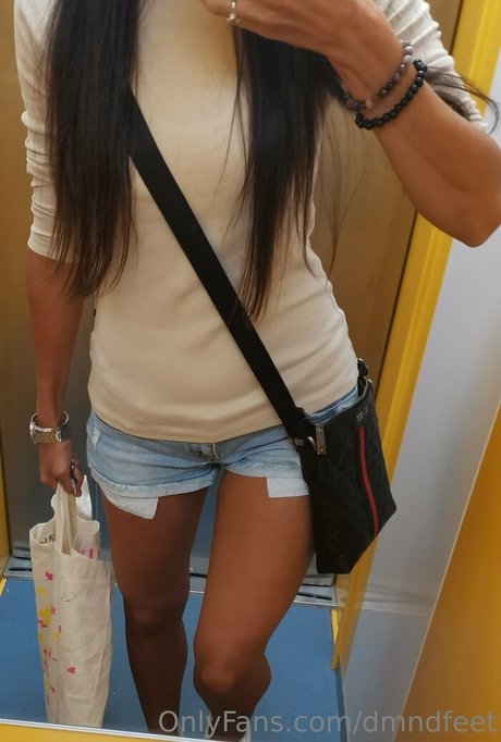 Photo nue de fuite OnlyFans de Dmndfeet